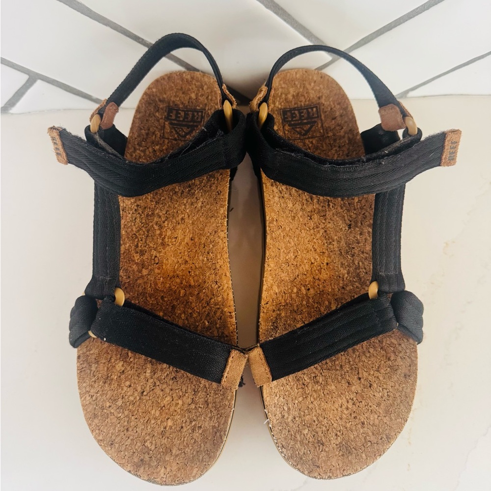 Black Strap Reef Cork Footbed Sandals